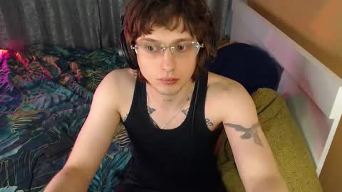 Snapshot of g1vememoney chatting on October 5, 2025, 10:29 pm Ian online show from October 5, 2025, 10:29 pm