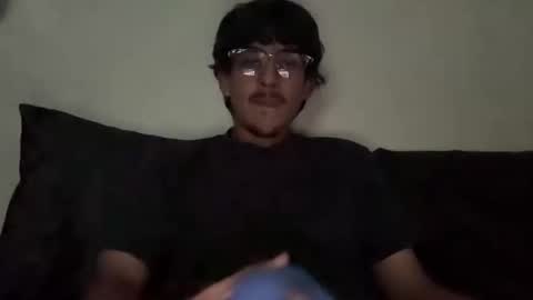 Snapshot of g981842 chatting on April 5, 2026, 2:09 am g981842 online show from April 5, 2026, 2:09 am