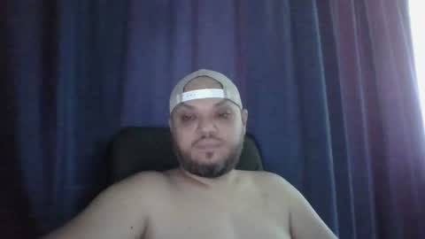 Snapshot of g_l_u_s_g_a_n chatting on July 17, 2026, 7:04 am Glusgan online show from July 17, 2026, 7:04 am
