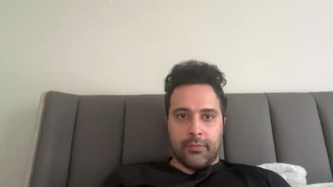 Snapshot of g_t_604 chatting on April 3, 2026, 1:14 am g_t_604 online show from April 3, 2026, 1:14 am