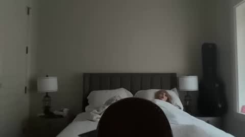 Snapshot of g_t_604 chatting on April 16, 2026, 2:45 am g_t_604 online show from April 16, 2026, 2:45 am