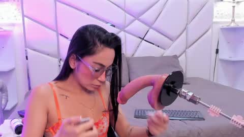 gabbieskinny online show from May 10, 2026, 4:06 am