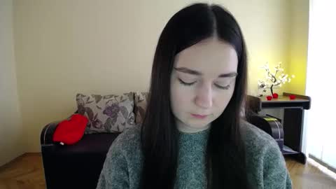 Snapshot of gabby_di chatting on February 2, 2026, 10:03 am Jaklin online show from February 2, 2026, 10:03 am