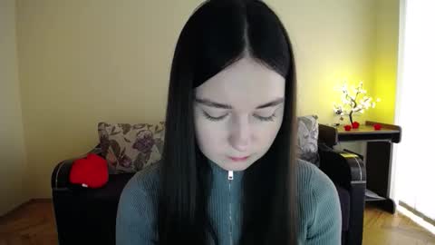 Snapshot of gabby_di chatting on February 4, 2026, 9:59 am Jaklin online show from February 4, 2026, 9:59 am