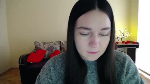 Snapshot of gabby_di chatting on February 16, 2026, 9:27 am Jaklin online show from February 16, 2026, 9:27 am