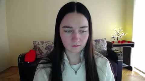 Snapshot of gabby_di chatting on February 25, 2026, 10:03 am Jaklin online show from February 25, 2026, 10:03 am