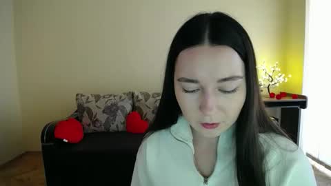 Jaklin online show from March 5, 2026, 9:38 am