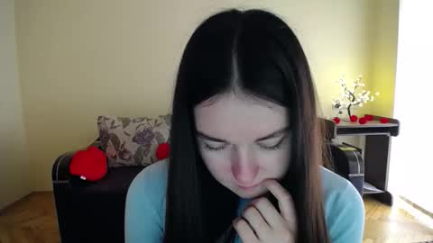 Snapshot of gabby_di chatting on April 22, 2026, 8:17 am Jaklin online show from April 22, 2026, 8:17 am