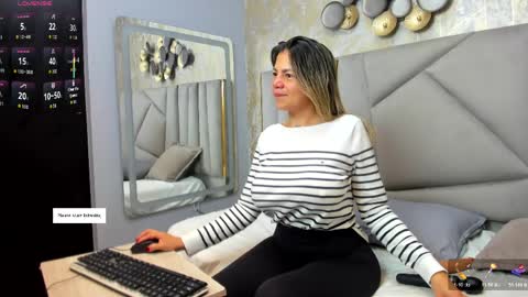 Gaby Santos online show from March 31, 2026, 12:16 pm