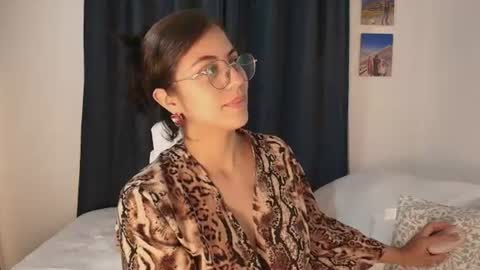 Snapshot of gabbyowenn chatting on July 28, 2026, 2:40 am Gabby online show from July 28, 2026, 2:40 am