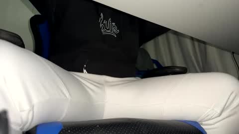 Gabeitches16 online show from December 17, 2024, 9:50 am