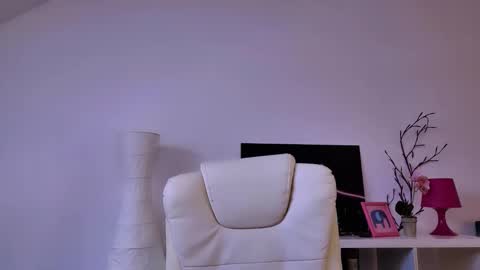 GabiCarter online show from May 31, 2026, 8:54 am