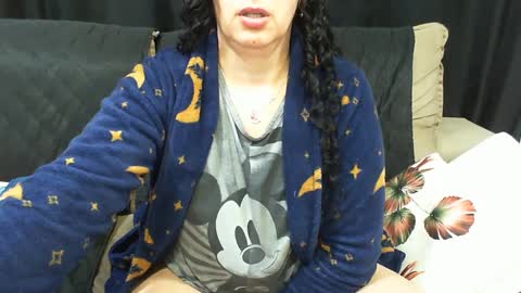 gaby  layla online show from September 12, 2025, 9:37 pm