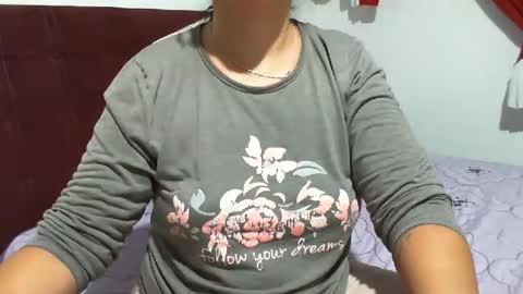 Snapshot of gabibrasil chatting on April 17, 2026, 12:13 am gaby layla online show from April 17, 2026, 12:13 am