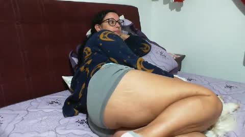 Snapshot of gabibrasil chatting on April 21, 2026, 1:42 am gaby layla online show from April 21, 2026, 1:42 am