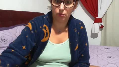 Snapshot of gabibrasil chatting on May 2, 2026, 9:42 pm gaby layla online show from May 2, 2026, 9:42 pm