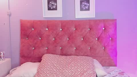 GABRIELA  online show from April 9, 2026, 6:19 am