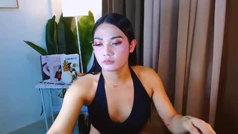 gabriela_deluxe online show from June 8, 2026, 4:29 pm