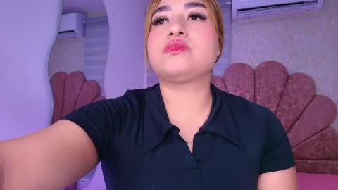 gabriela online show from April 12, 2026, 7:19 pm