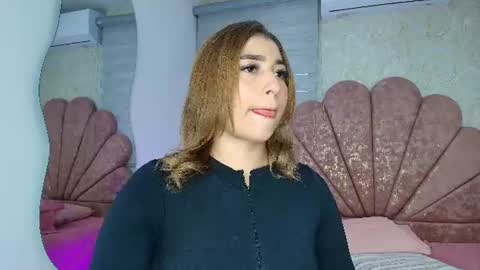 Snapshot of gabriela_leone chatting on June 18, 2026, 7:18 pm gabriela online show from June 18, 2026, 7:18 pm