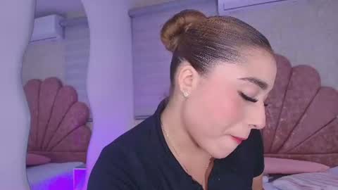 Snapshot of gabriela_leone chatting on July 14, 2026, 7:19 pm gabriela online show from July 14, 2026, 7:19 pm
