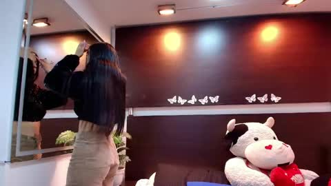 Snapshot of gabriela_meow chatting on May 25, 2026, 12:33 pm Gabby online show from May 25, 2026, 12:33 pm