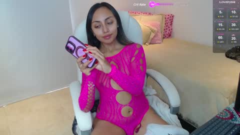 Snapshot of gabriela_morales01 chatting on January 10, 2025, 8:26 pm .  online show from January 10, 2025, 8:26 pm