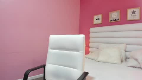 Gabriela salgado online show from February 13, 2025, 10:44 am