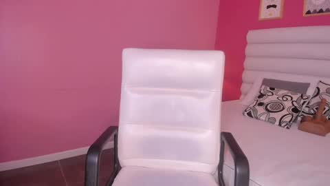 Gabriela salgado online show from March 5, 2025, 11:06 am