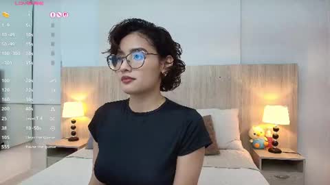 Snapshot of gabriela_vargas chatting on July 4, 2026, 3:24 am Gabriela Vargas online show from July 4, 2026, 3:24 am
