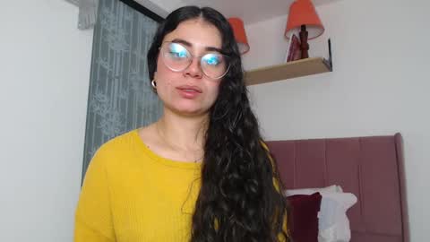 GabrielaRossa online show from December 28, 2024, 1:59 pm