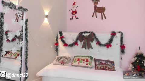 Snapshot of gabriellahoney18 chatting on December 12, 2024, 11:47 pm Gabriella online show from December 12, 2024, 11:47 pm
