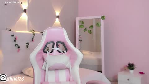 Snapshot of gabriellahoney18 chatting on February 4, 2025, 10:24 pm Gabriella online show from February 4, 2025, 10:24 pm