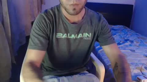 Snapshot of gabrielle_ramirez chatting on January 17, 2025, 4:49 am Gabriel online show from January 17, 2025, 4:49 am