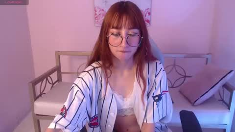Snapshot of gaby_angel25 chatting on September 18, 2025, 1:35 pm .. .. online show from September 18, 2025, 1:35 pm