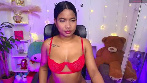 Snapshot of gaby_dams9 chatting on May 1, 2026, 8:41 am GABY online show from May 1, 2026, 8:41 am