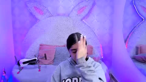 Gaby online show from April 11, 2026, 7:18 pm