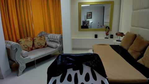 gabriela online show from September 29, 2025, 2:11 pm