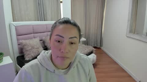 Snapshot of gaby_trent chatting on May 20, 2026, 4:02 pm gabriela online show from May 20, 2026, 4:02 pm