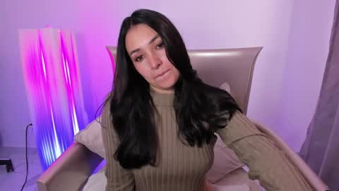 Gabriela online show from December 3, 2024, 5:45 pm