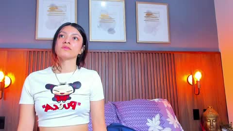 GabyEvans online show from April 7, 2026, 12:05 pm