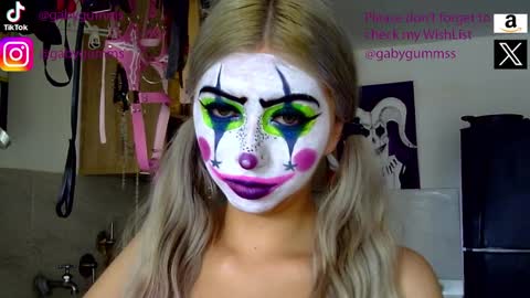 Snapshot of gabygumms chatting on September 16, 2025, 1:01 pm gabygumms online show from September 16, 2025, 1:01 pm