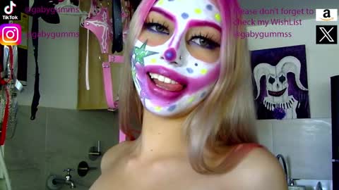 Snapshot of gabygumms chatting on September 22, 2025, 5:04 pm gabygumms online show from September 22, 2025, 5:04 pm