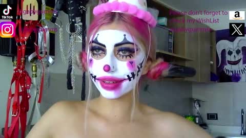 Snapshot of gabygumms chatting on October 5, 2025, 1:53 pm gabygumms online show from October 5, 2025, 1:53 pm