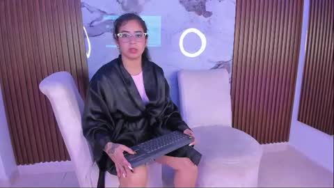 Snapshot of gabyhott_ chatting on June 15, 2026, 12:13 am Gaby online show from June 15, 2026, 12:13 am