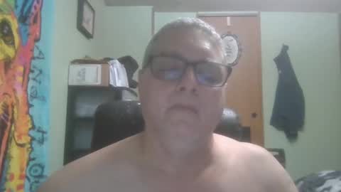 Snapshot of gadude45 chatting on December 18, 2024, 2:10 am gadude45 online show from December 18, 2024, 2:10 am