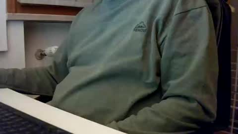 Snapshot of gagjno chatting on January 3, 2025, 3:55 pm gagjno online show from January 3, 2025, 3:55 pm