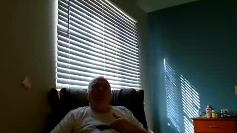 Snapshot of galacticfrank chatting on May 16, 2026, 11:14 pm galacticfrank online show from May 16, 2026, 11:14 pm