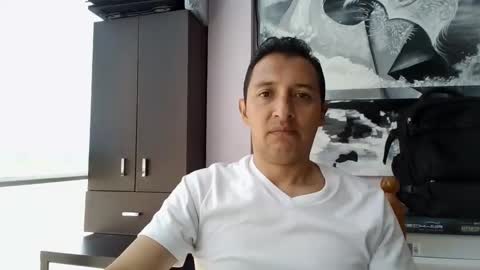 Snapshot of galanteescucha1712 chatting on May 19, 2026, 8:09 am galante online show from May 19, 2026, 8:09 am