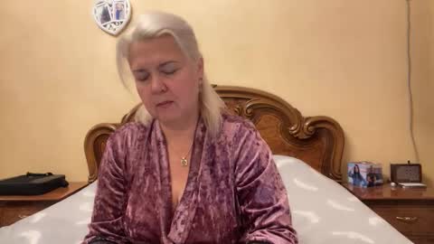 galatea_2025 online show from October 19, 2025, 4:18 pm